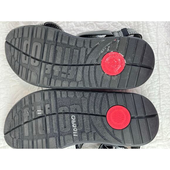 FitFlop Women 11 Black Fabric Strappy Waterproof Summer Vacation Sandal ES5-090A - Picture 5 of 11